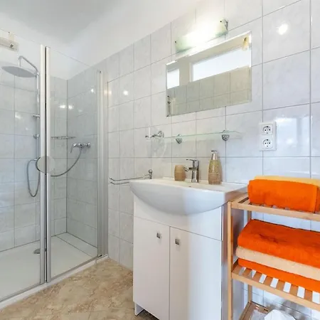 Roshof Holiday home *